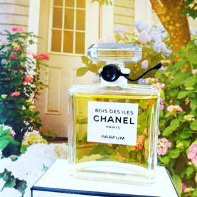 Perfume Review: Bois des Îles (Parfum) by CHANEL, Every Bit as Perfect as  CHANEL No.5 - Avé Parfum